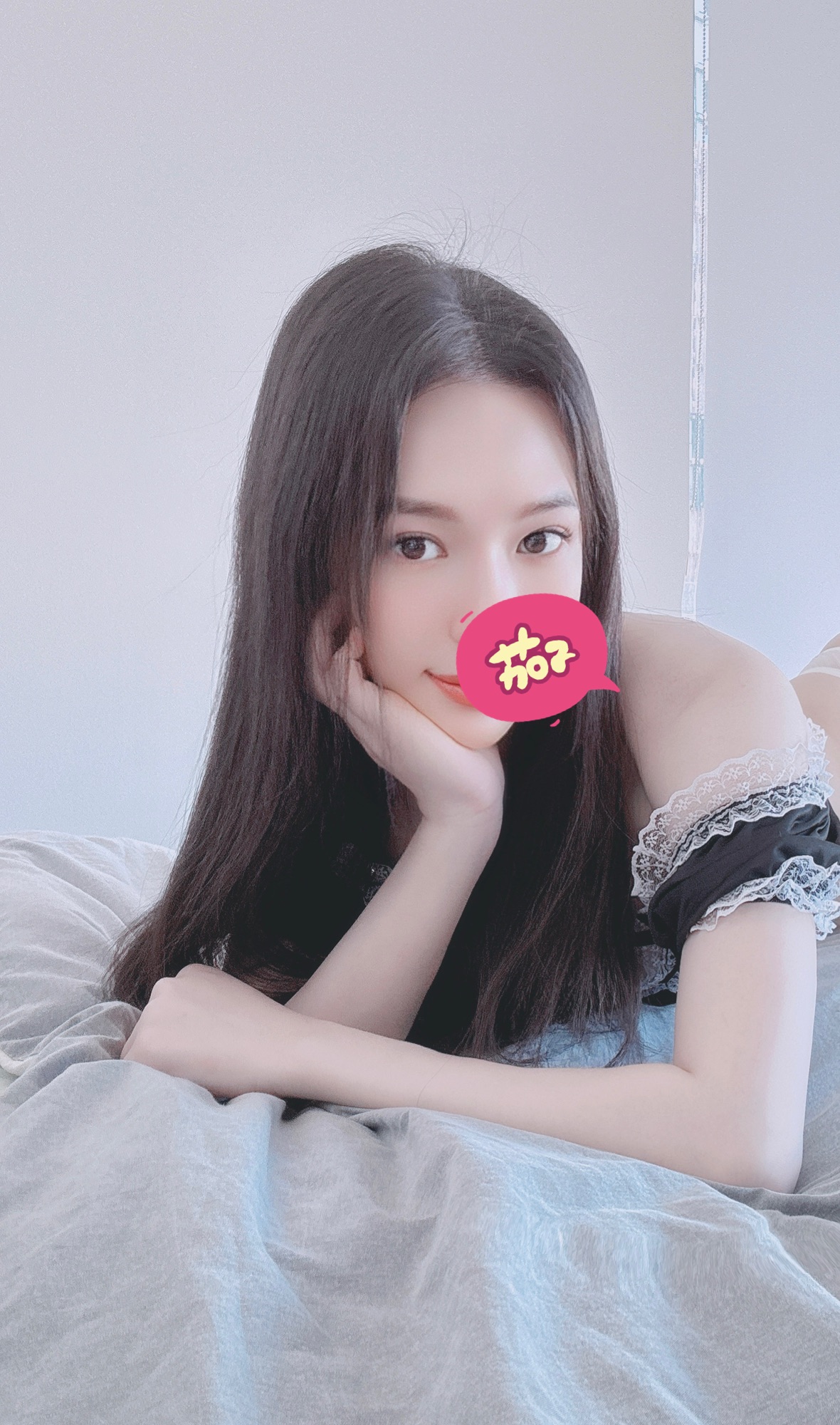 EEB93A45-2FD1-499B-932B-D53F1AF940F4